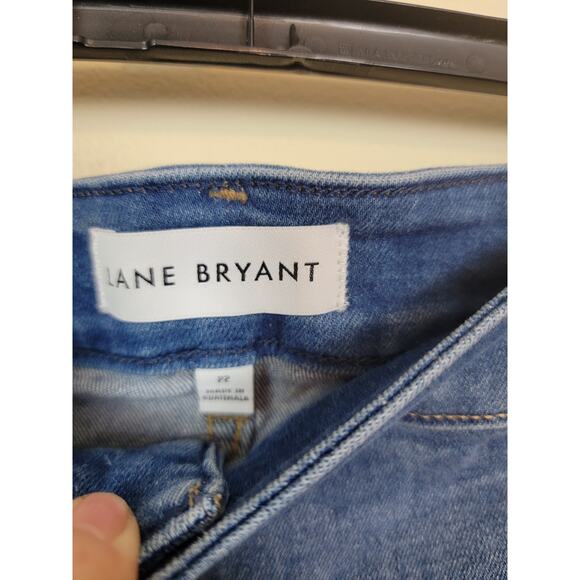 Lane Bryant High Rise Girlfriend Straight Leg Jeans Size 22 Blue Distressed - Picture 6 of 9